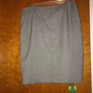 Grey pencil skirt